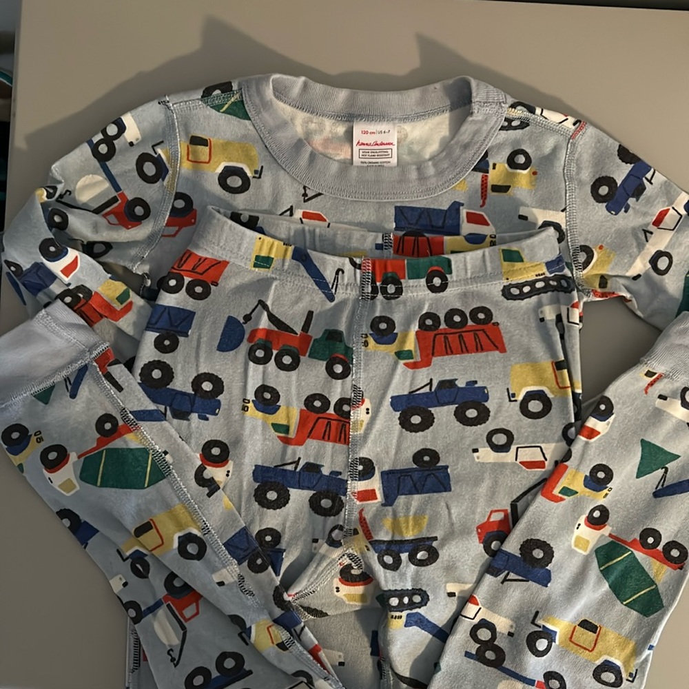 Hanna Andersson on boys Pjs size 120cm 6-7 boys
